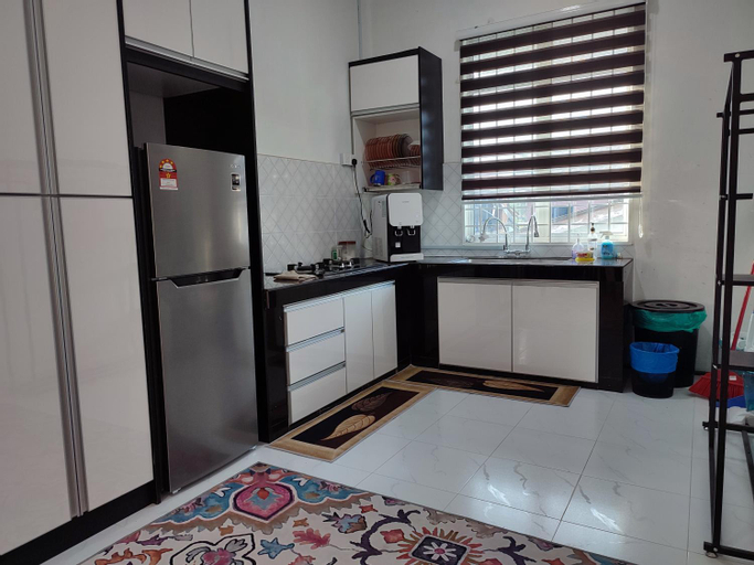 Dining Room 15