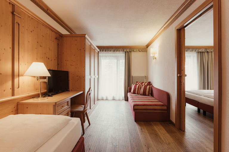 Bedroom 4, Diana Dolomites, Bolzano