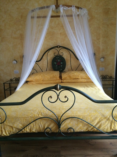Bedroom 3, Nest on the Lake, Como