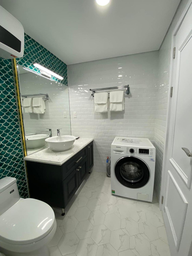 Bathroom 3, BBkiss Apartment & Coffee, Da Nang