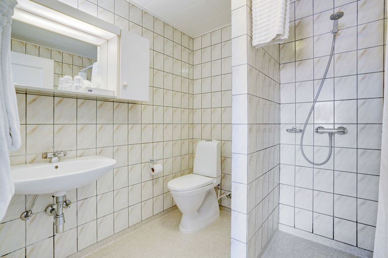 Bathroom 4, Hotel Sønderborg Garni, Sønderborg