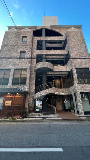 Matsuyama Stay, Naha