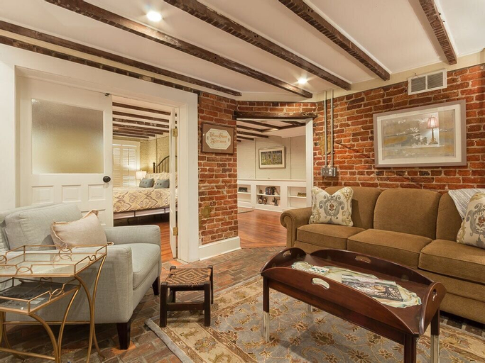 Others 4, Southern Belle Townhome, Chatham