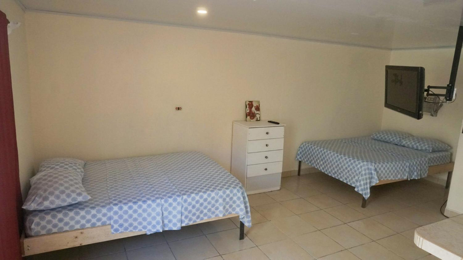 Others 4, Apartamento Equipado Morpho CR., Aguirre