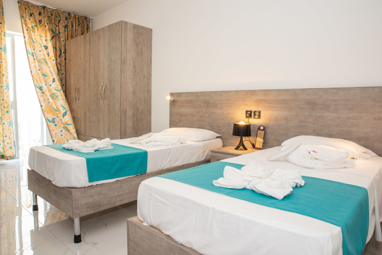 Bedroom 4, For Rest Aparthotel, Saint Paul's Bay