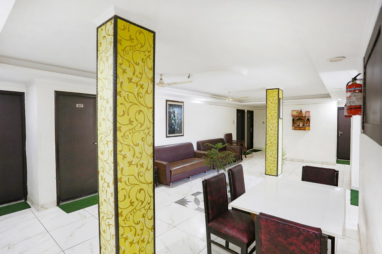 Public Area 2, FabHotel Limewood, Dehradun