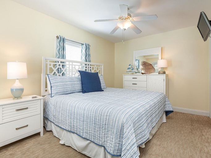 Bedroom 3, Silver Shores 4 by Tybee Vacation Rentals, Chatham
