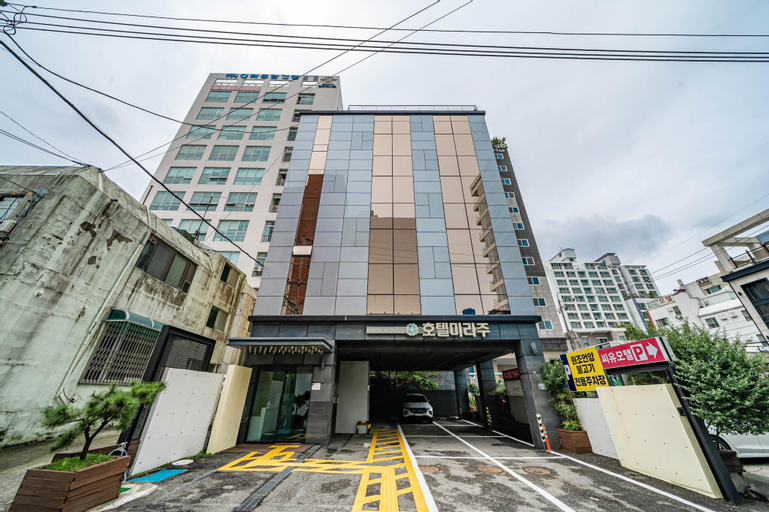 Busan Gwangalli Hotel Mirage, Suyeong