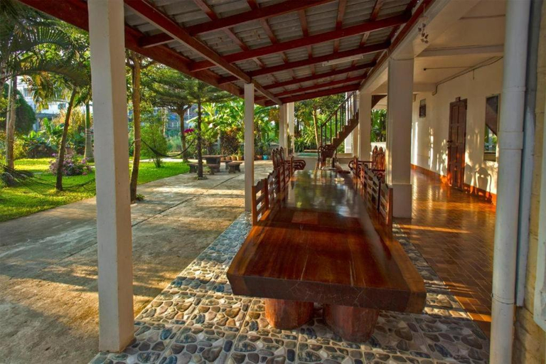 Food & Drinks 5, Riverside Garden Hostel, Vangvieng