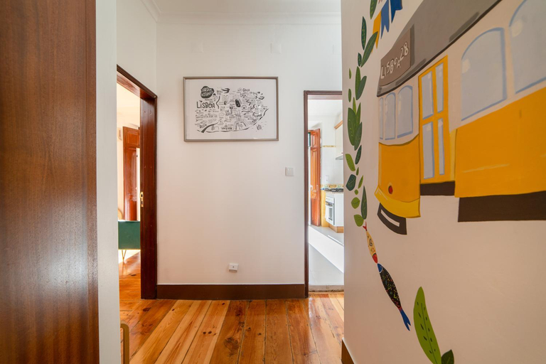 Others 5, Your New Home in Lisbon - AC and Fast Wi-Fi, Lisbon