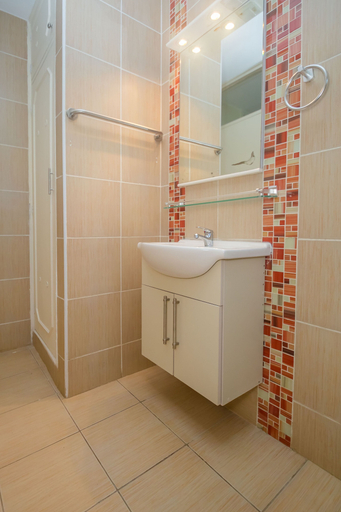 Bathroom 3, Sports Road Apartments by Dunhill Serviced Apartments, Dagoretti North
