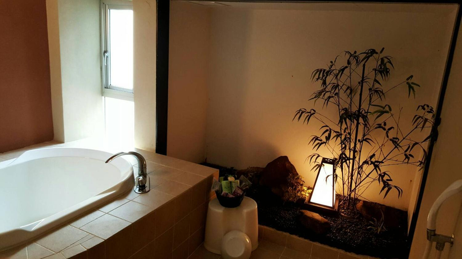 Bathroom 2, agehA - Adult Only-, Fukuyama