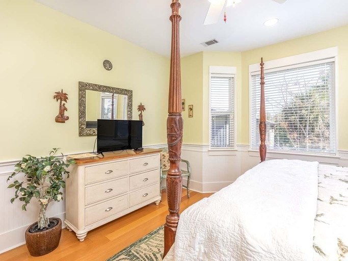 Bedroom 2, Harrisons Hideaway by Tybee Vacation Rentals, Chatham