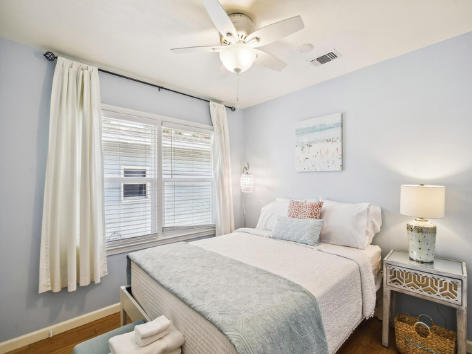 Bedroom 3, The Lucky Catch, Galveston
