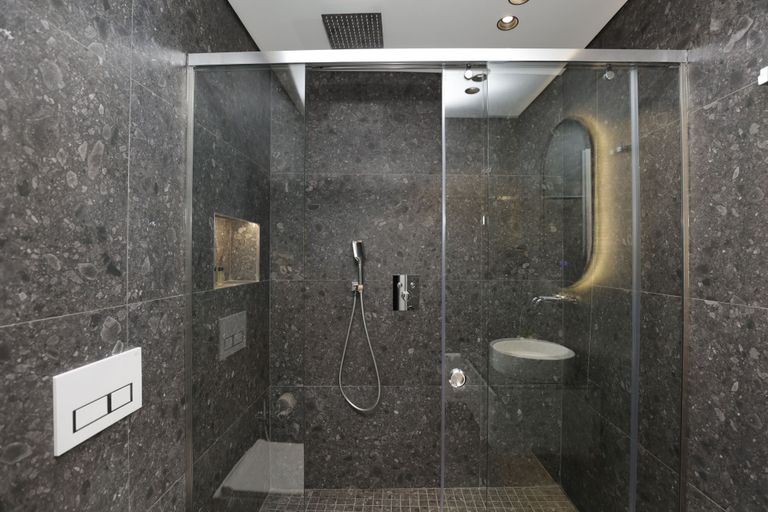Bathroom 2, Gremmy Boutique Hotel, Tiranës