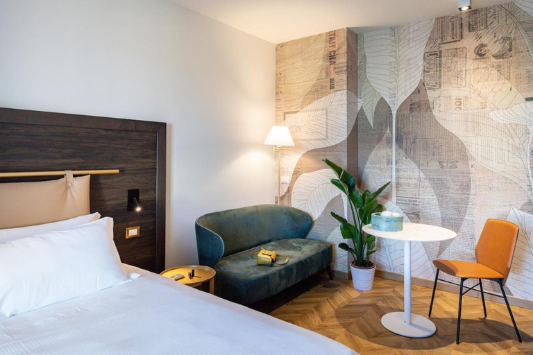 Others 2, Jacuzzi Suite Home by Enjoy Garda Hotel, Verona