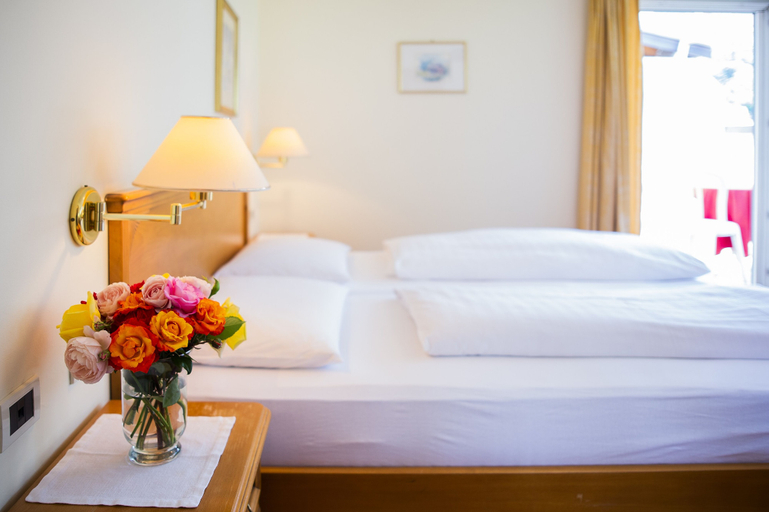 Bedroom 4, Weingarten Terlan - Rooms & Breakfast, Bolzano