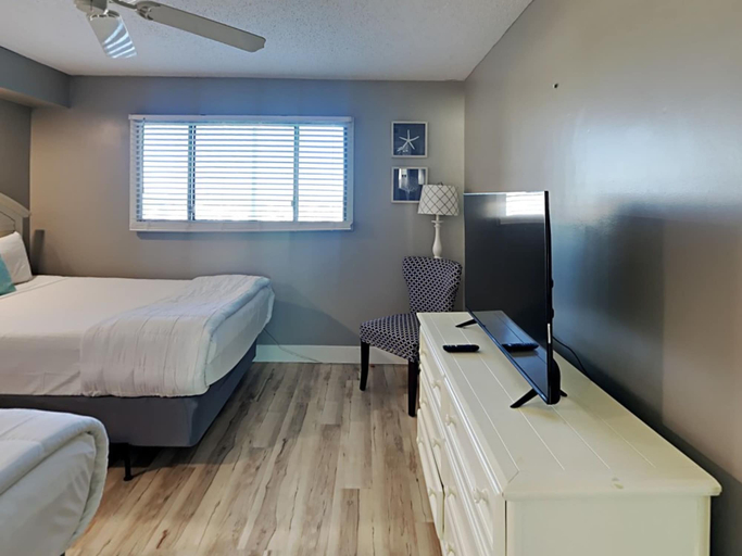 Bedroom 3, Regency Towers #812 by Resort Collection, Bay