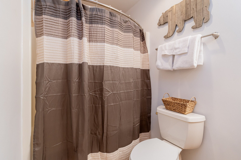 Bathroom 4, Camp Cajar, Garrett
