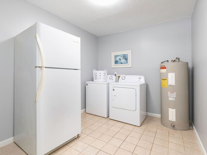 Others 4, Latitude Adjustment B Tybee Vacation Rentals, Chatham