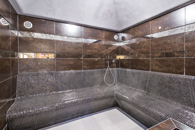 Bathroom 3, Hotel Palü, Maloja