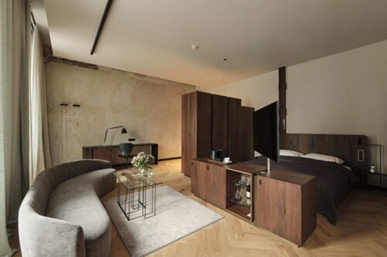 Bedroom 17