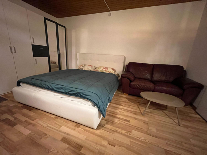 Others 5, Private room for long term rent 1000-1200CHF per month, Bern