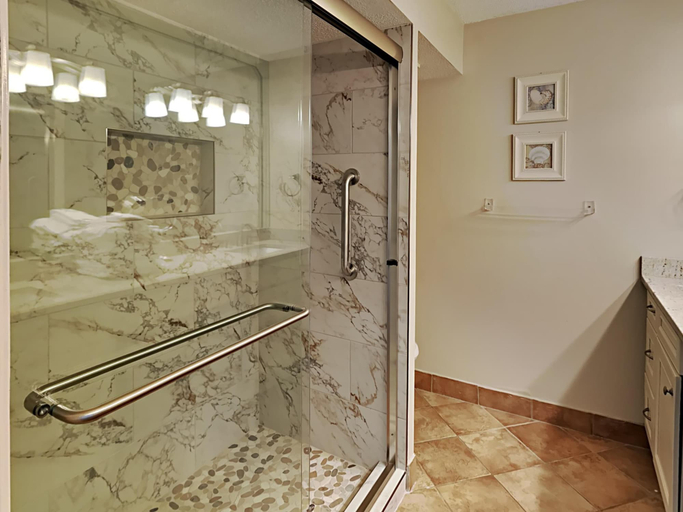 Bathroom 4, Hidden Dunes Gulfside by Southern Vacation Rentals, Walton