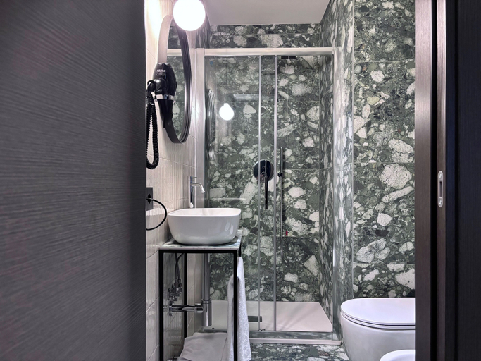 Bathroom 4, AV Hotel Milano, Milano