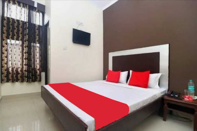 Bedroom 2, Goroomgo Blessing Inn Jalandhar, Jalandhar