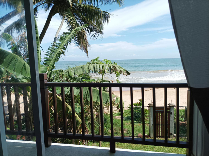 Others 5, Himana Beach Rest, Matara Four Gravets