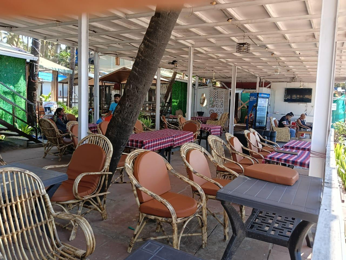 Food & Drinks, Sea Walk Beach Resort, South Goa
