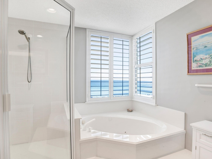 Bathroom 4, Beach Colony Resort West by Southern Vacation Rentals, Escambia