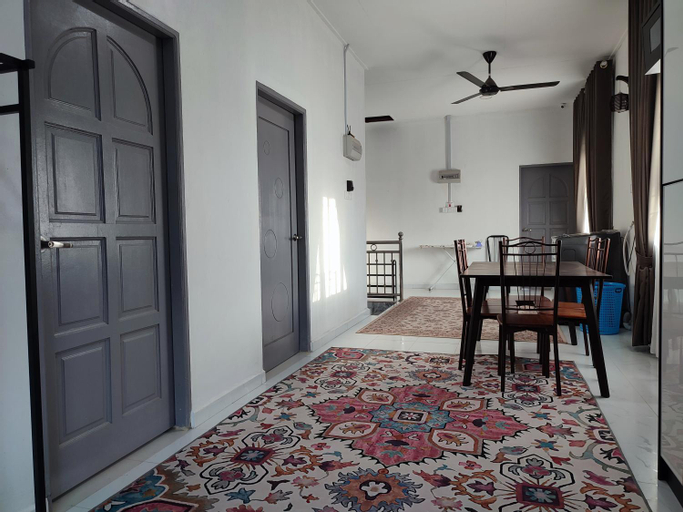 Dining Room 14