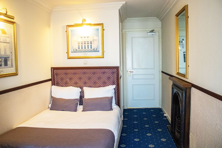 Bedroom 2, Boutique Hotel De Doelen, Groningen