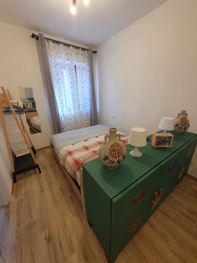 Others 3, Dream & Fly Apartment, Varese