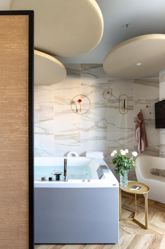 Others 5, Jacuzzi Suite Home by Enjoy Garda Hotel, Verona