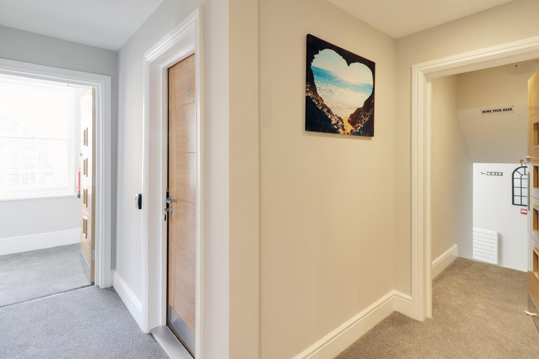 Others 2, Master accommodation suite 8, East Sussex