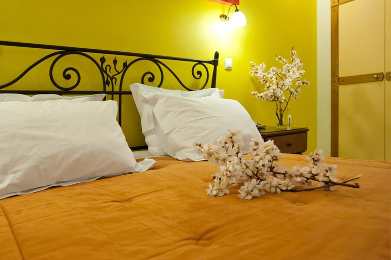 Bedroom 2, Pitho, Central Greece