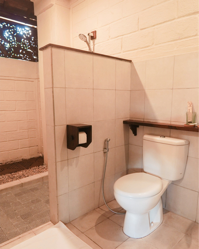 Bathroom 7