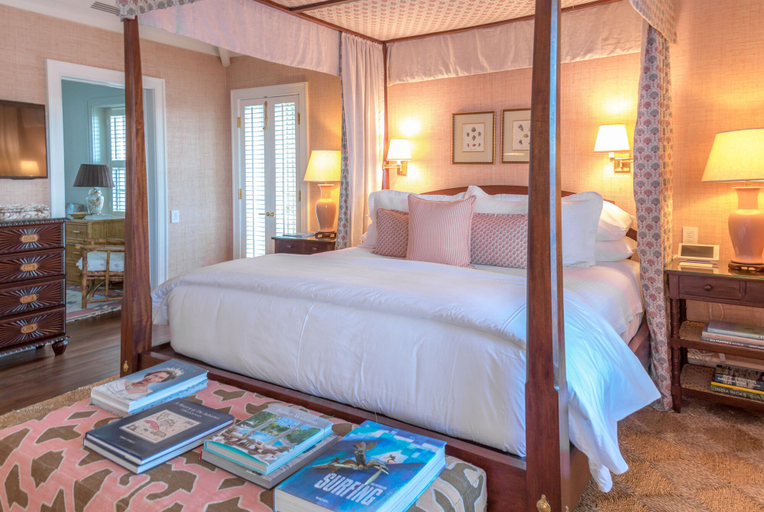 Bedroom 3, Eleven Bahama House