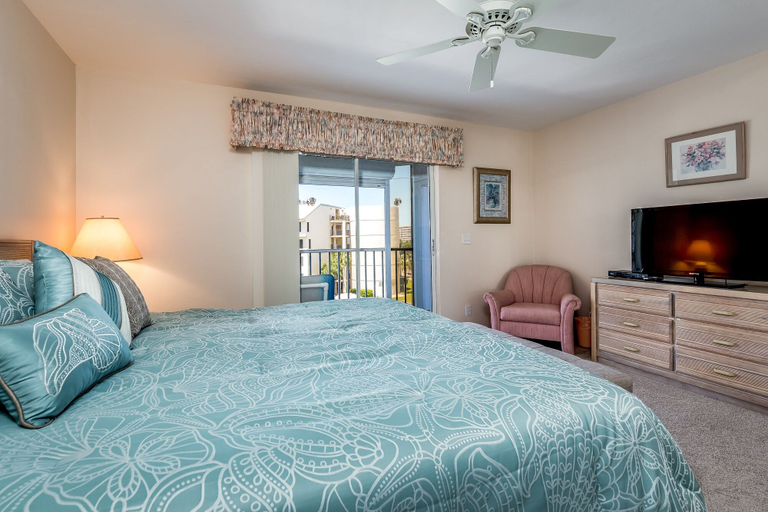 Bedroom 3, Royal Pelican by Distinctive Beach Rentals, Lee