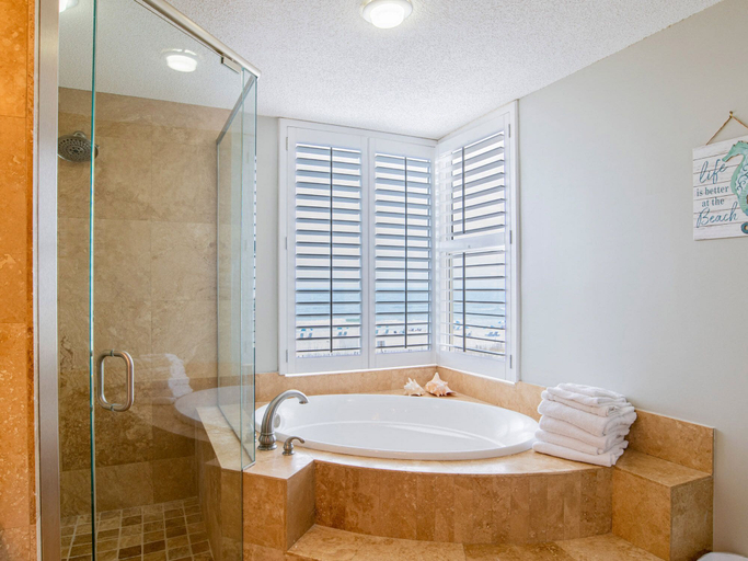 Bathroom 3, Beach Colony East by Southern Vacation Rentals, Escambia