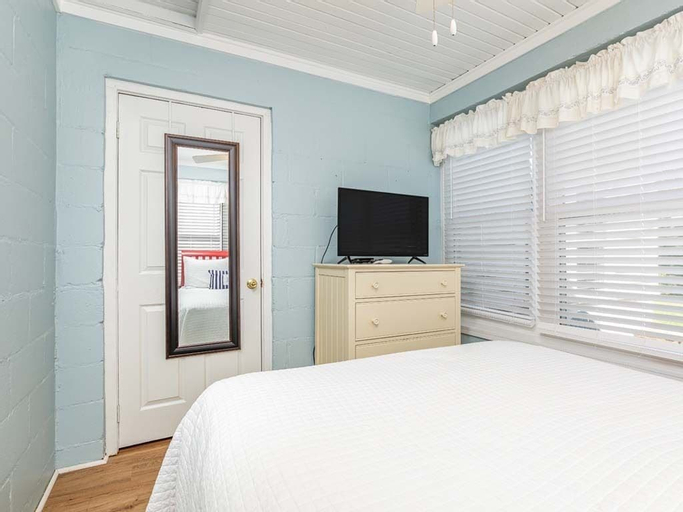 Bedroom 2, Little House, Chatham
