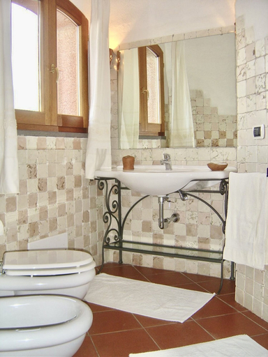 Bathroom 2, Ville vista mare a Porto Cervo, Olbia-Tempio
