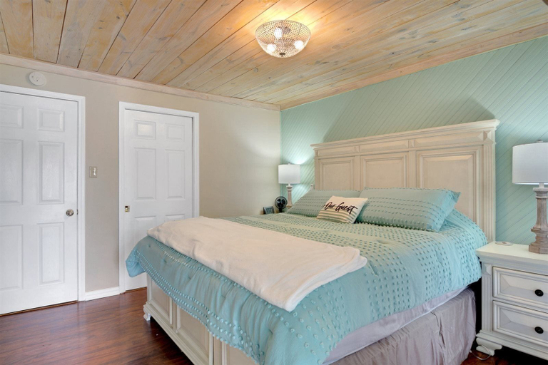 Bedroom 3, Jamaica Blue, Aransas