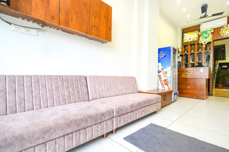 Others 4, Fabhotel Aashiyana, Indore