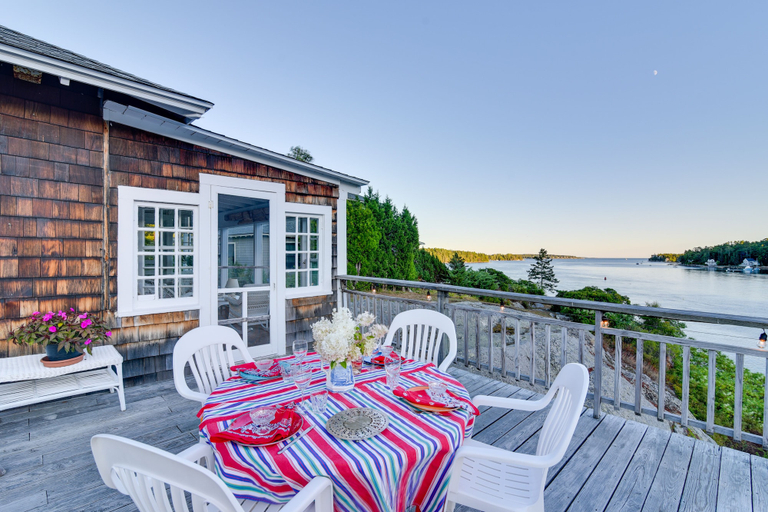 Others 1, Oceanfront Cottage with Deck 2 Mi to Boothbay Harbor, Lincoln
