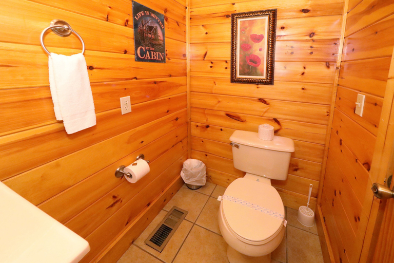 Bathroom 3, Around the Mountain - One Bedroom Cabin, Sevier