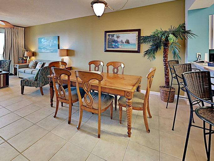 Food & Drinks, Windemere by Southern Vacation Rentals, Escambia